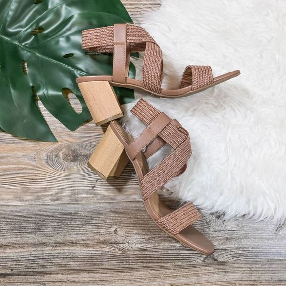 Forever 21 Tan Block Heel Sandals - Picture 6 of 7